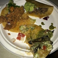 7/16/2018 tarihinde Tiffany T.ziyaretçi tarafından Tacos Libertad'de çekilen fotoğraf