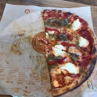 Снимок сделан в Blaze Pizza пользователем Matt D. 1/23/2018