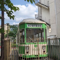 Photo taken at 池之端児童遊園 by 三枝 こ. on 5/22/2023