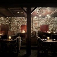 Foto scattata a Viking Restaurant da Merve K. il 4/14/2023