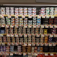 Photo taken at Gelson&amp;#39;s by Fred W. on 3/12/2019