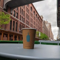 Photo taken at Blue Bottle Coffee by Fred W. on 4/30/2021