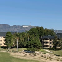 Photo taken at Wilshire Country Club by Fred W. on 1/10/2020
