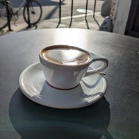 Photo taken at Intelligentsia Coffee &amp;amp; Tea by Fred W. on 3/9/2023