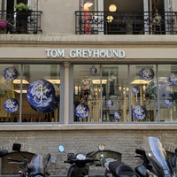 Photo taken at Tom Greyhound Paris by Fred W. on 6/18/2019