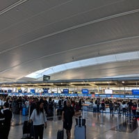 Photo taken at Delta Ticket Counter by Fred W. on 8/8/2018