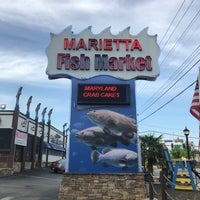 Foto diambil di Marietta Fish Market oleh Yoo Sun S. pada 4/23/2021