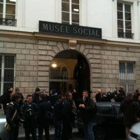 Photo taken at Le Musée Social by Ludovic P. on 11/27/2012