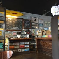 6/17/2016 tarihinde Aj M.ziyaretçi tarafından Surfers Coffee Bar'de çekilen fotoğraf