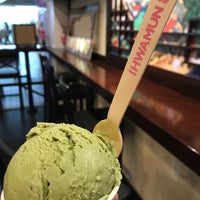 Photo taken at Ihwamun Ice Cream by Kuri K. on 9/17/2017