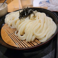 Photo taken at さぬきうどん 元咲 (げんき) by H on 10/27/2021