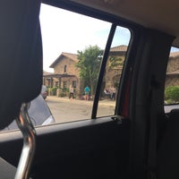 Photo taken at Olive Garden by Erica M. on 7/5/2017