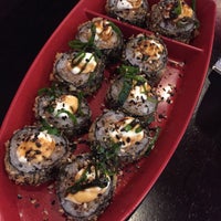 Photo taken at Homú Temaki &amp;amp; Sushi by Adriano M. on 5/30/2016
