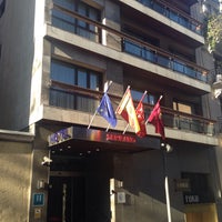 Foto scattata a Hotel Serrano da Eduardo S. il 4/26/2016