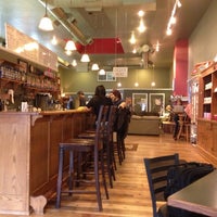 12/6/2012 tarihinde Don K.ziyaretçi tarafından La Villa Coffee House'de çekilen fotoğraf