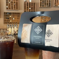 รูปภาพถ่ายที่ Fahtara Coffee โดย Goong G. เมื่อ 4/5/2023