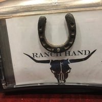Foto tomada en Ranch Hand BBQ  por Chris A. el 10/5/2017