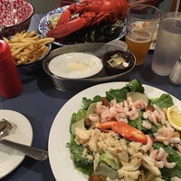Снимок сделан в Union River Lobster Pot пользователем Tammy M. 9/7/2018