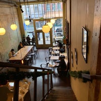 Foto tirada no(a) Eastern Café por Jeff J. P. em 12/8/2018