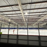 Foto tirada no(a) Lynnwood Ice Center por Jeff J. P. em 6/3/2023