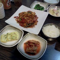 Photo taken at Ko Ryo Jeong Korean Restaurant by Jo O. on 5/13/2013