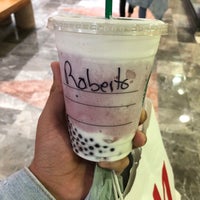 Photo taken at Starbucks by Roberto C. on 7/13/2019