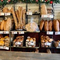 Photo taken at Boudin Bakery by Christopher L. on 12/17/2023