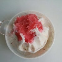 Foto scattata a Gelataria Neveiros da Jorge A. il 8/15/2013