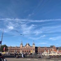Photo taken at Amsterdam Central Railway Station by Raphi on 8/22/2019