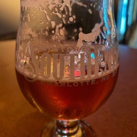 Photo taken at Bulldog Beer And Wine - Dilworth by Brian H. on 3/11/2020