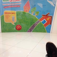 Photo taken at PT Rekso Nasional Food - McDonald&amp;#39;s Indonesia Head Office by Stevie on 2/13/2014