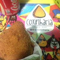 Foto tirada no(a) Coxinharia Snack Bar por Maílla A. em 6/24/2015