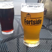 6/5/2021 tarihinde caleb k.ziyaretçi tarafından Fortside Brewing Company'de çekilen fotoğraf