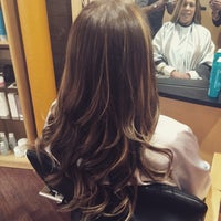 Foto diambil di Tundella &amp;amp; Co Hair Salon oleh Margarita G. pada 4/6/2015