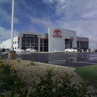 6/10/2016 tarihinde Mark Toyota of Ploverziyaretçi tarafından Mark Toyota of Plover'de çekilen fotoğraf