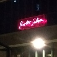 Photo taken at Roter Salon by Sven G. on 10/27/2018