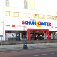 Photo taken at Schuh Center by Sven G. on 11/12/2019