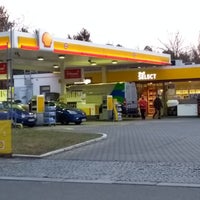 2/1/2018 tarihinde Sven G.ziyaretçi tarafından Shell'de çekilen fotoğraf