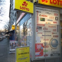Photo taken at Lotto Kiosk Post by Sven G. on 11/5/2019