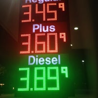 Photo taken at RaceTrac by Oliver O. on 9/26/2012