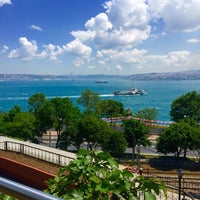 Photo taken at Setüstü Çay Bahçesi by Ömer Y. on 5/31/2015