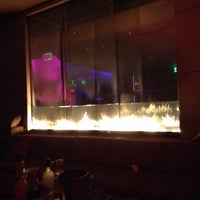 Foto diambil di Ignite Sushi Bar &amp;amp; Lounge oleh Colin T. pada 12/8/2012