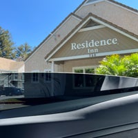 Снимок сделан в Residence Inn Sunnyvale Silicon Valley I пользователем Вячеслав К. 8/17/2023