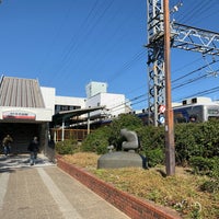 Photo taken at Chiyoda Station (NK68) by 野呂 on 11/9/2019