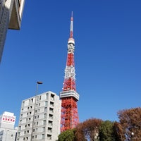 Photo taken at 赤羽橋交差点 by ら・れーぬ on 11/29/2023