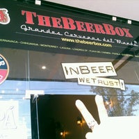 Foto tirada no(a) The BeerBox por Tyr Z. em 7/16/2013