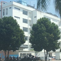 De Luxe Food Services Office