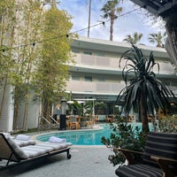 Photo taken at Avalon Hotel Poolside by Claire J S. on 3/20/2022
