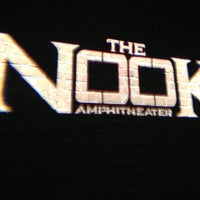 Foto tirada no(a) The Nook Amphitheater por B. Taylor A. em 6/2/2013