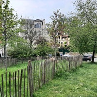 Photo taken at Place Jean-Baptiste Clément by Stephane 🇲🇫🇹🇭 on 4/29/2022